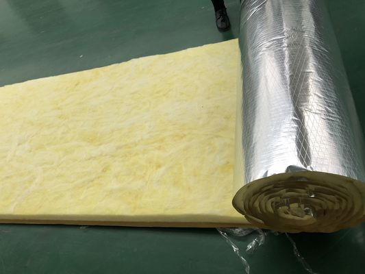 Cubierta de lana de vidrio resistente al fuego de clase A con alta resistencia a la humedad y conductividad térmica de 0,031-0,042 W/mK para HVAC y envase de tuberías